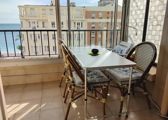 Appartement Près De La Promenade